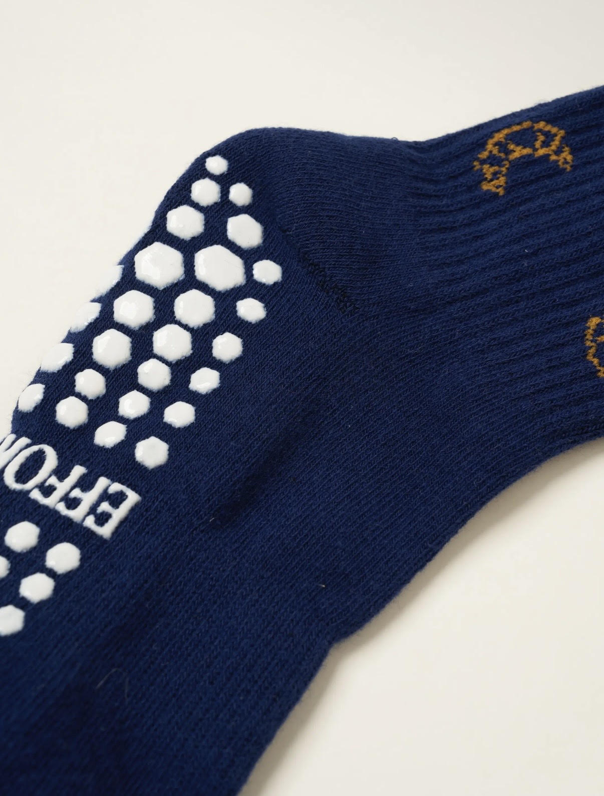 [삭스] Athletic Socks - Croissant Ruffle Grip Socks